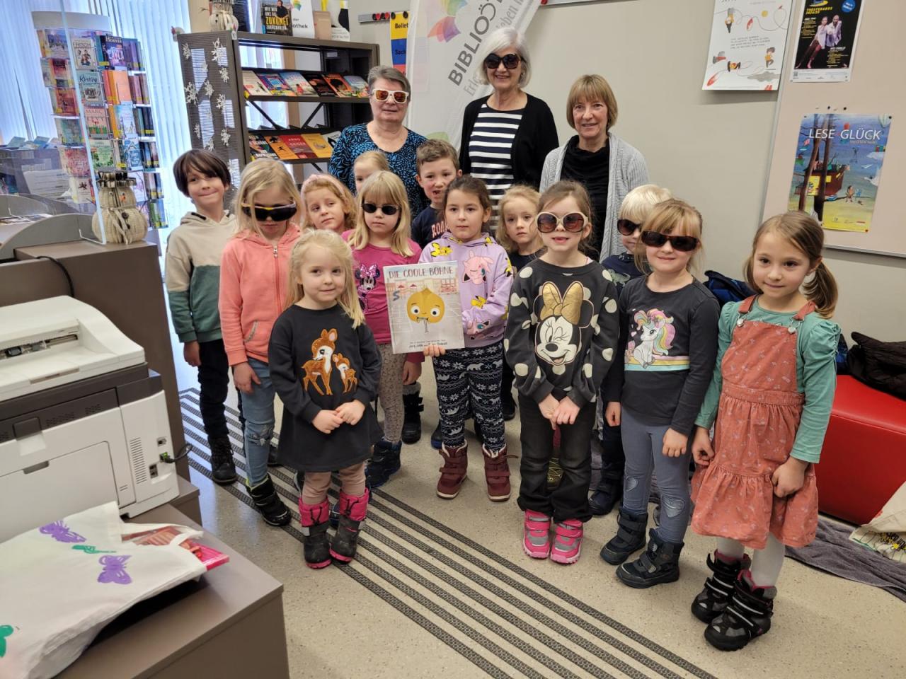 Kinder in der Bibliothek