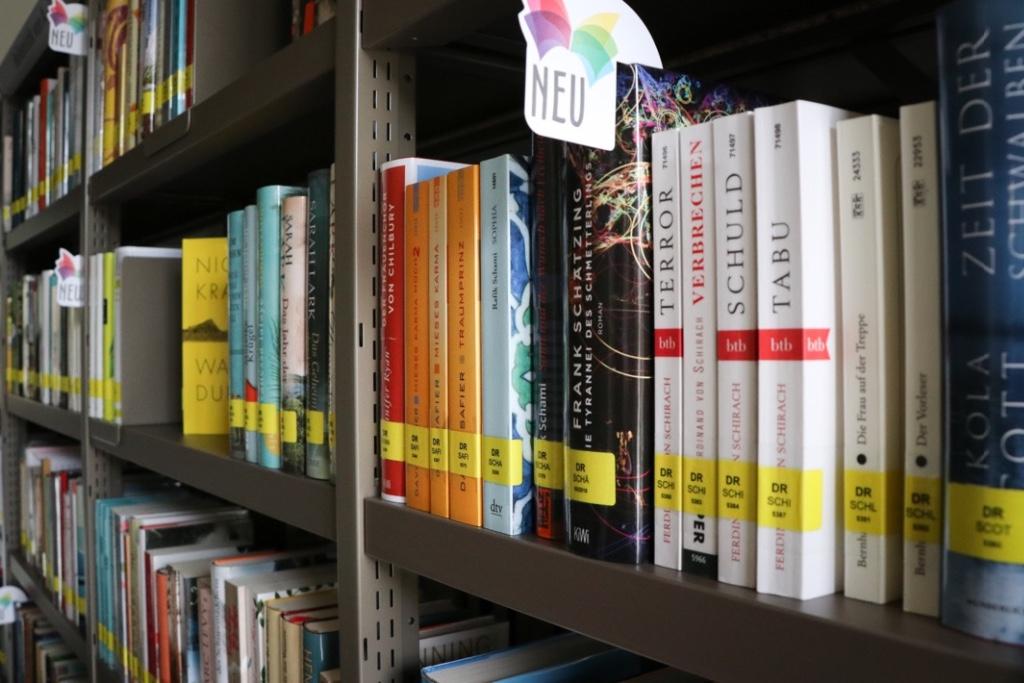 Bibliothek innen