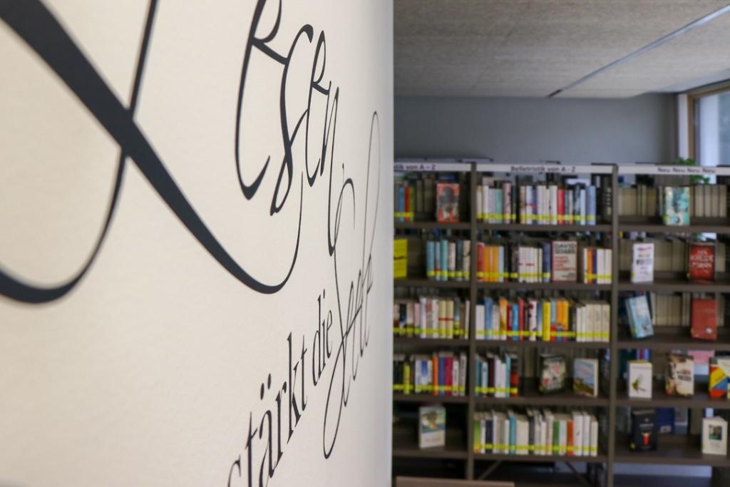 Bibliothek innen
